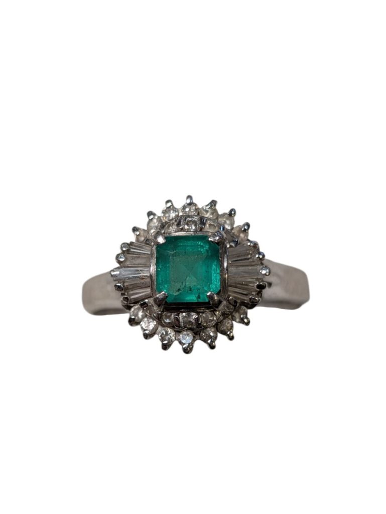 エメラルド ダイヤモンド Pt900 リング