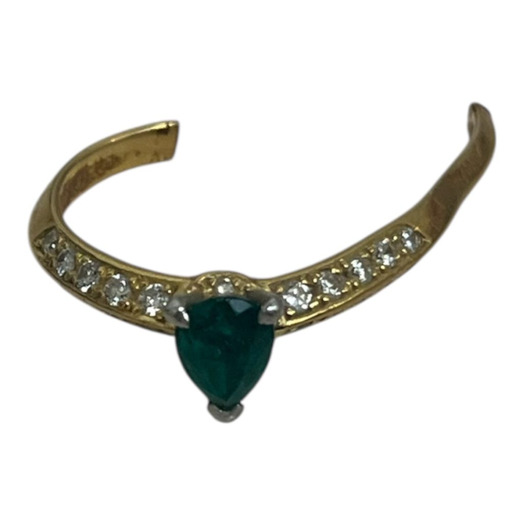 K18/Pt900 18金ベース プラチナ混合 リング　石付き