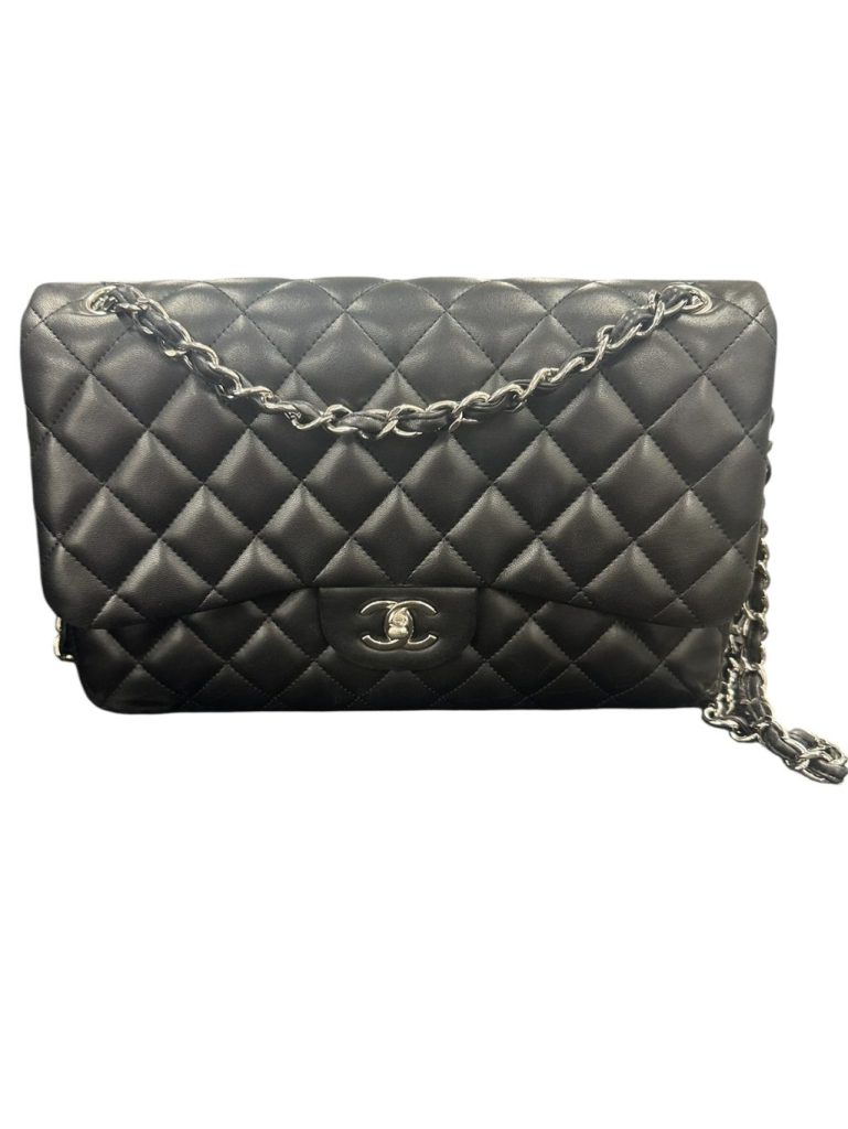 CHANEL（シャネル） マトラッセ チェーンショルダーバッグ