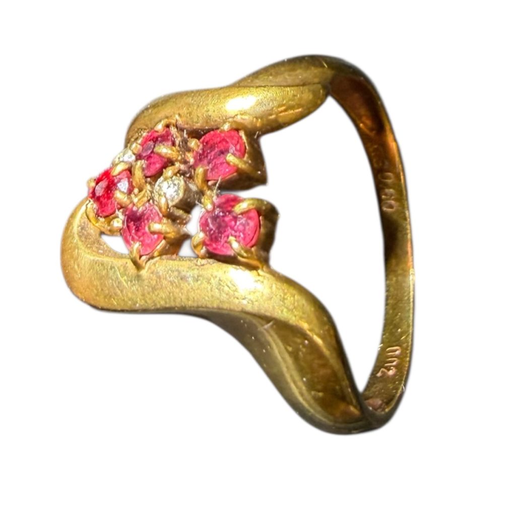 【函館市 買取実績】K18 ルビー メレダイヤ リング 使用感あり 高価買取