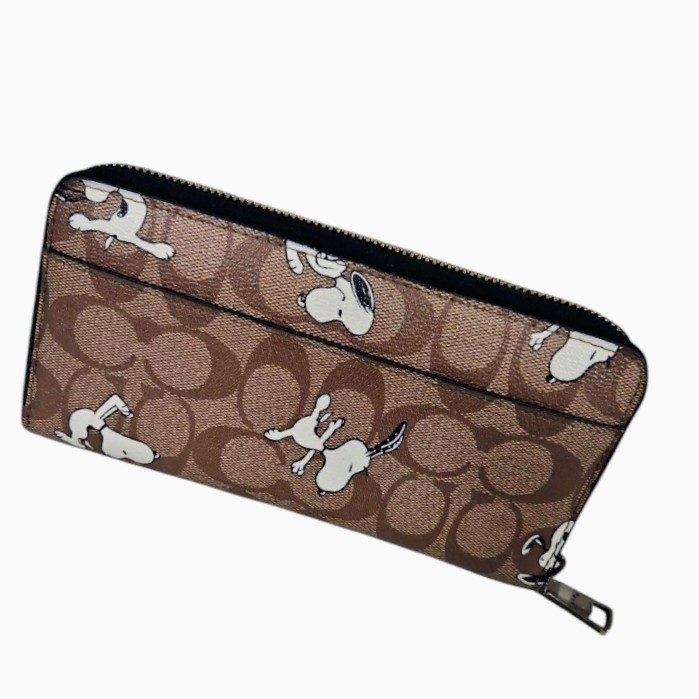 COACH　財布　スヌーピーコラボ
