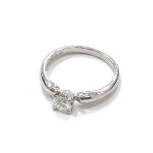 Pt900 ダイヤリング