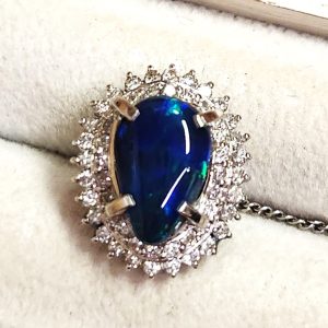 プラチナ900 (Pt900) ネックレス トップ ブラックオパール メレダイヤ5.0ct 宝飾品 | 根室市駒場町