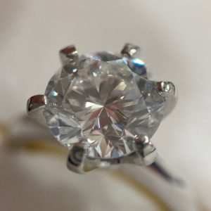 ダイヤ付きプラチナリング