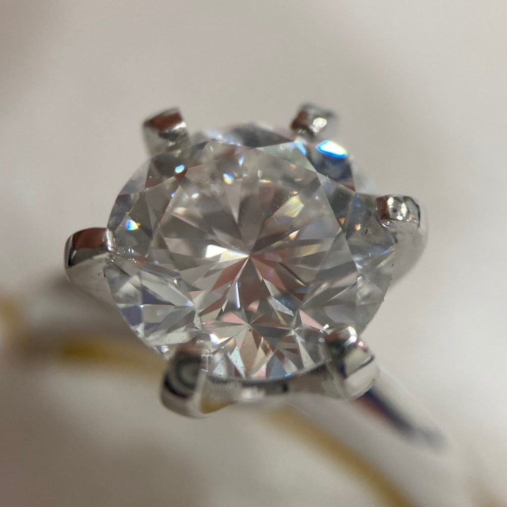 ダイヤ付きプラチナリング