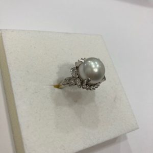 パール付きプラチナリング