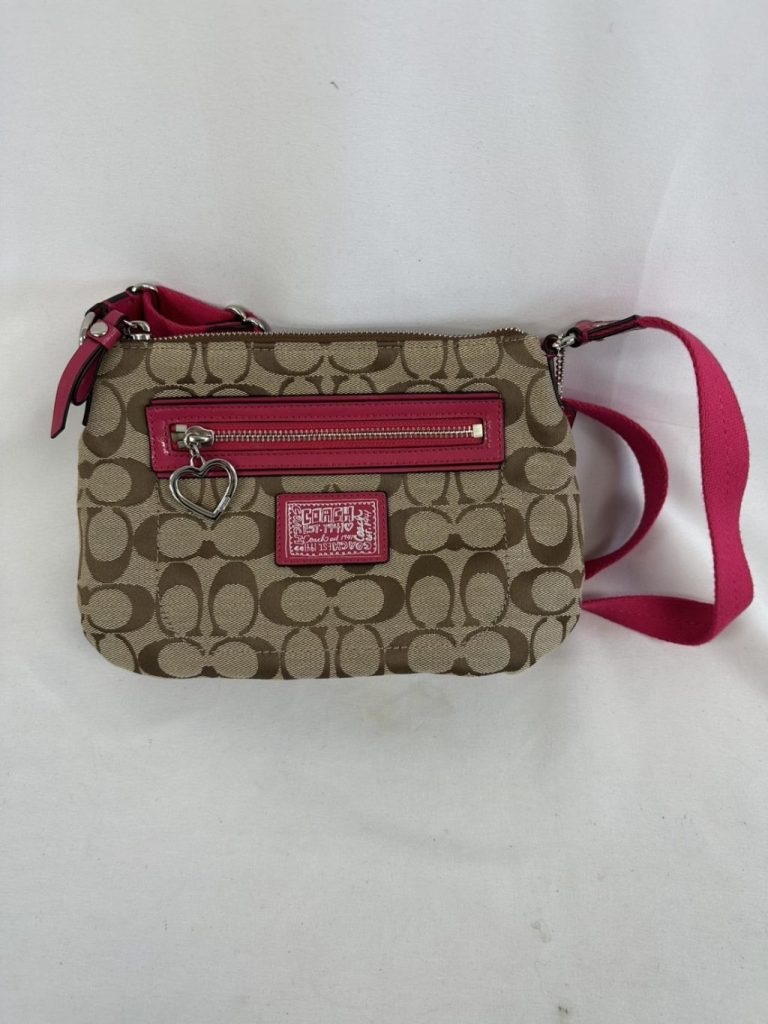 COACH シグネチャー ショルダーバッグ