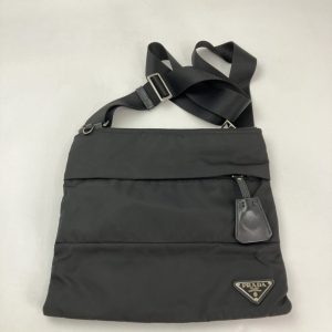 プラダ テスートナイロン
