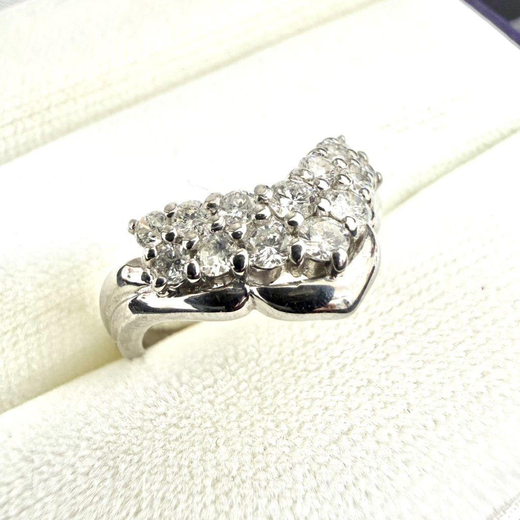 K18WGダイヤリング