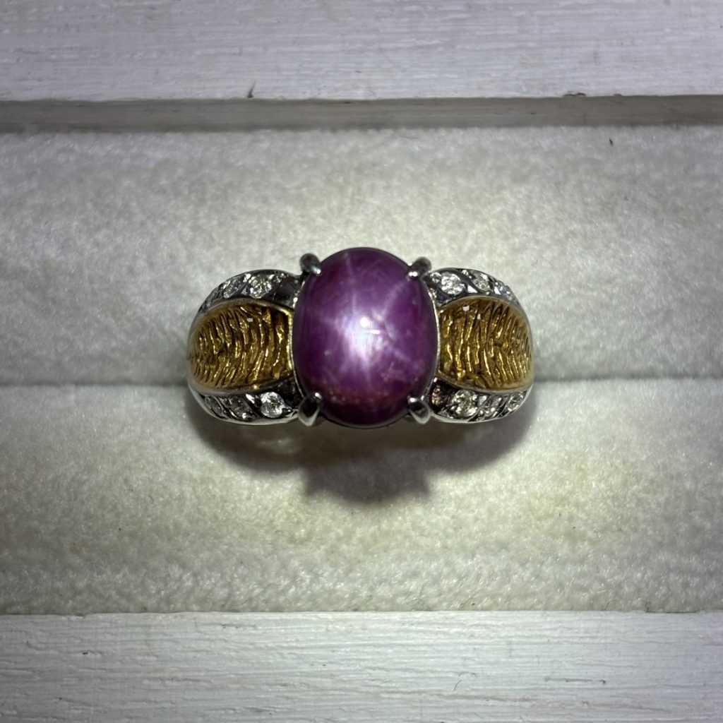 Pt900/K18 スターサファイアリング