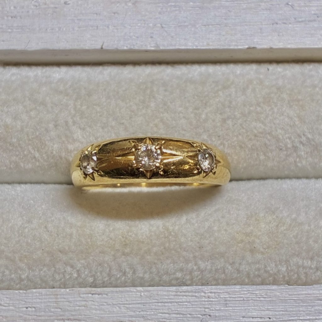 K18　ダイヤモンドリング