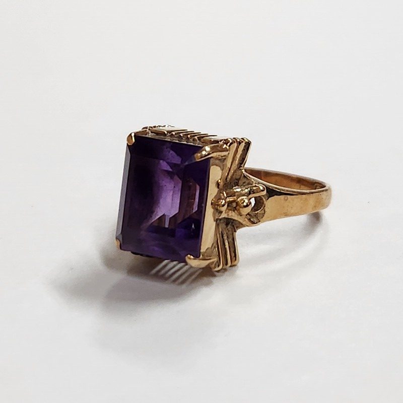 18金（K18）エメラルド付き7ctリング 高価買取｜伊勢崎市宮子町