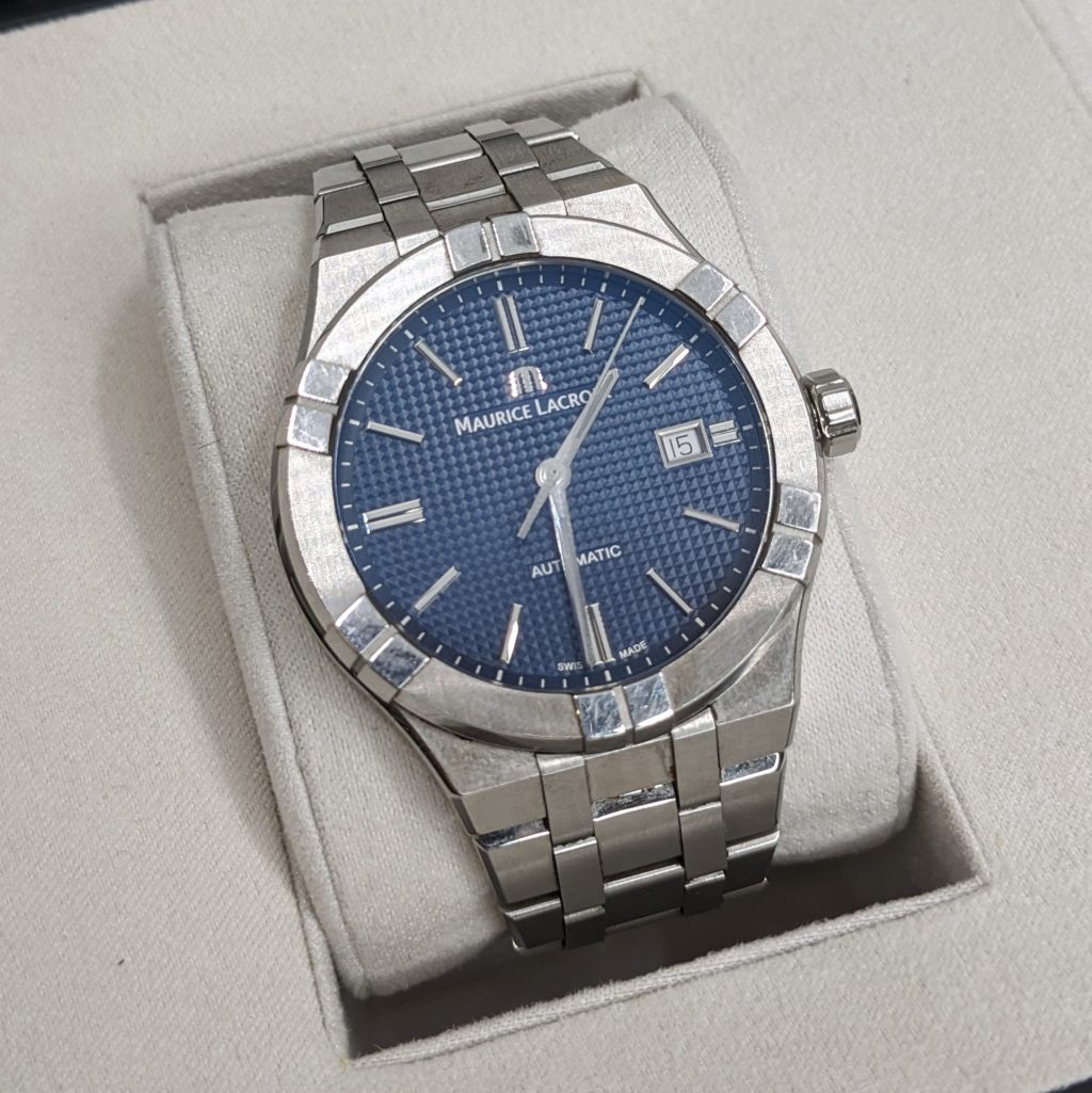 モーリス・ラクロア アイコン AI6008-SS002-430-1