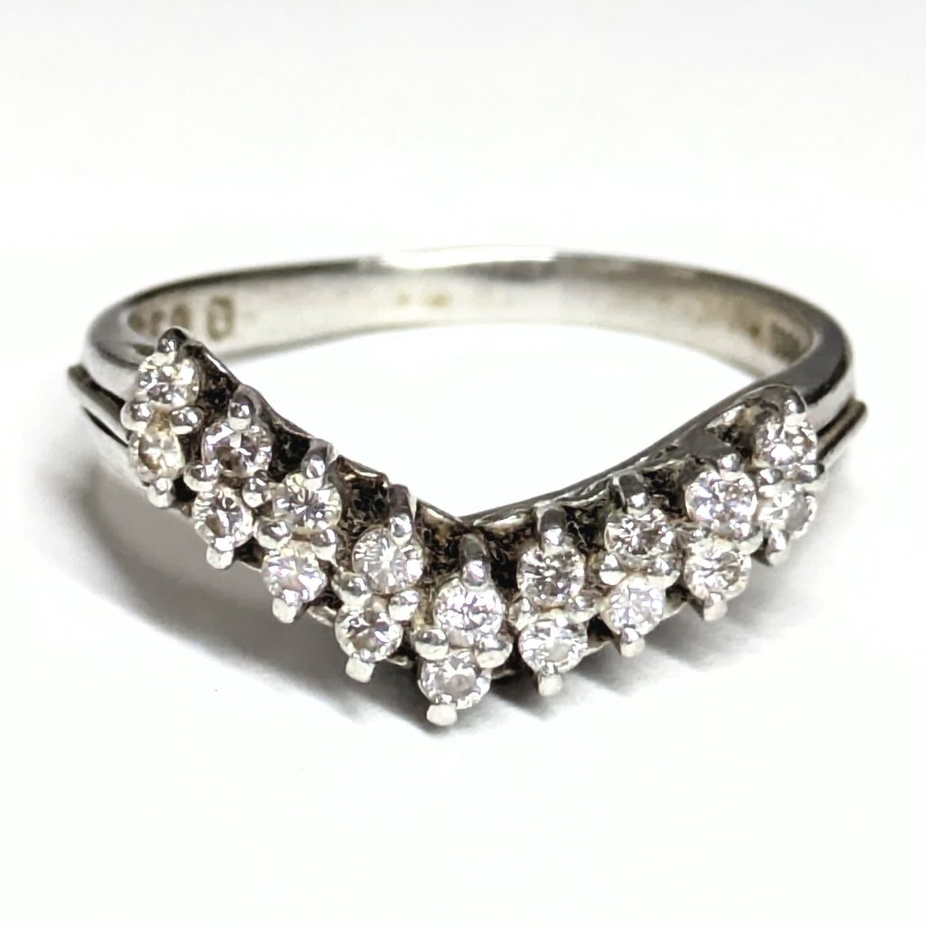 Pt900 プラチナ リング 指輪 メレダイヤ