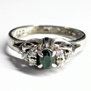 Pt900 プラチナ リング 指輪 エメラルド