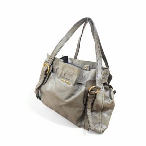 miumiu　バッグ　ミュウミュウ