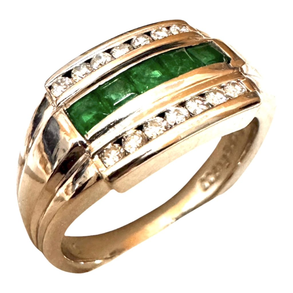 Pt900(プラチナ900) エメラルド/メレダイヤ付きリング 札幌市北区