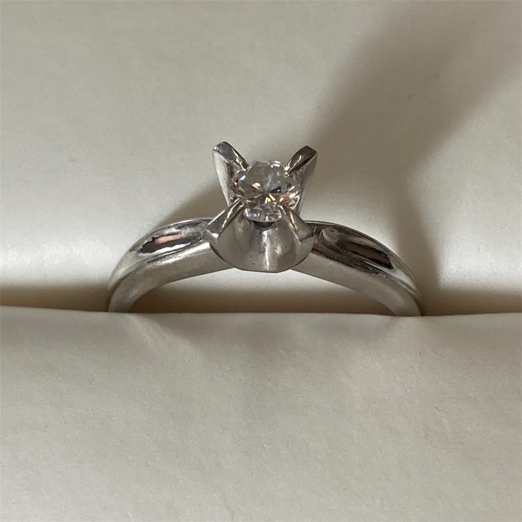 Pt900 ダイヤリング　プラチナアクセサリー