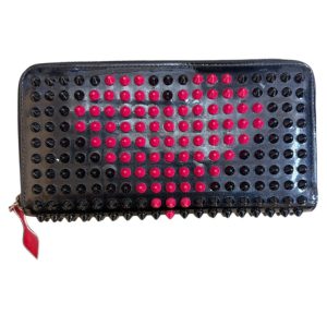 クリスチャンルブタン 財布