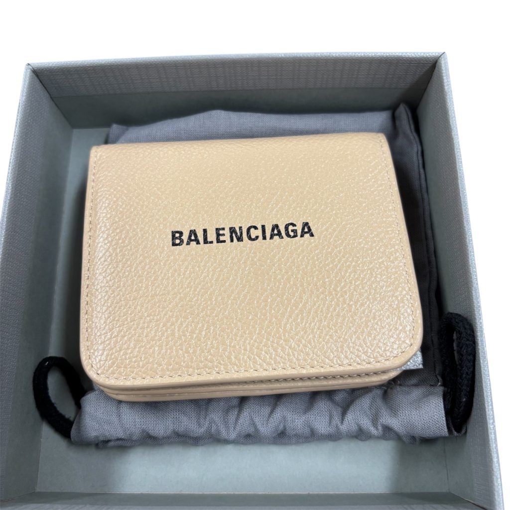 バレンシアガ　財布