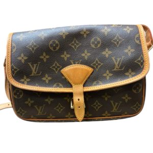 Louis Vuitton ルイヴィトン モノグラム ソローニュ ショルダーバッグ