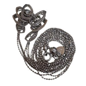 K18WG（18金ホワイトゴールド）ネックレス