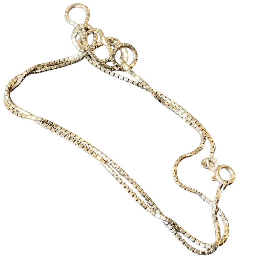 Pt900（プラチナ900）ネックレス