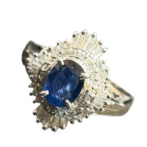 Pt900(プラチナ) サファイア1.05ct メレ0.51ct リング
