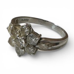 Pt900　ダイヤモンド　リング(プラチナ)