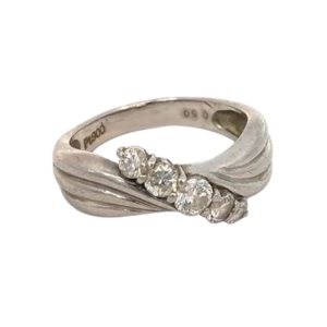 Pt900 プラチナ ダイヤリング