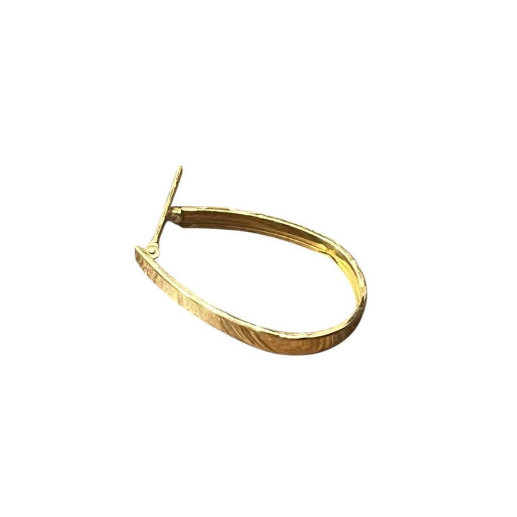 K18（18金・750）片側ピアス