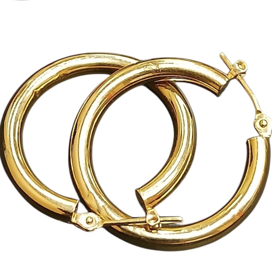 K18（18金・750）ピアス