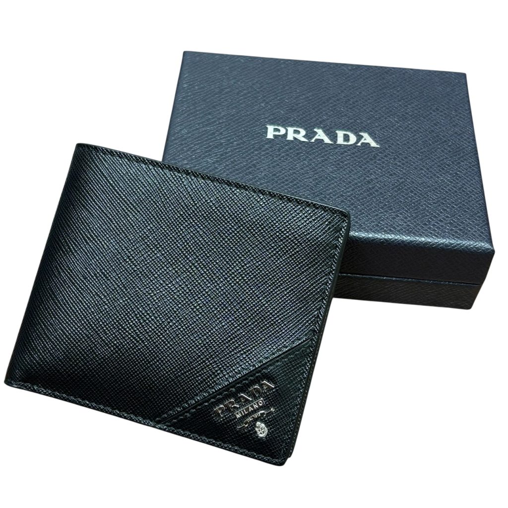 PRADA　プラダ　サフィアーノレザー　二つ折り財布