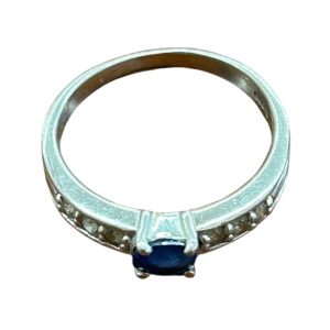 Pt900 サファイヤ・ダイヤモンド付きリング