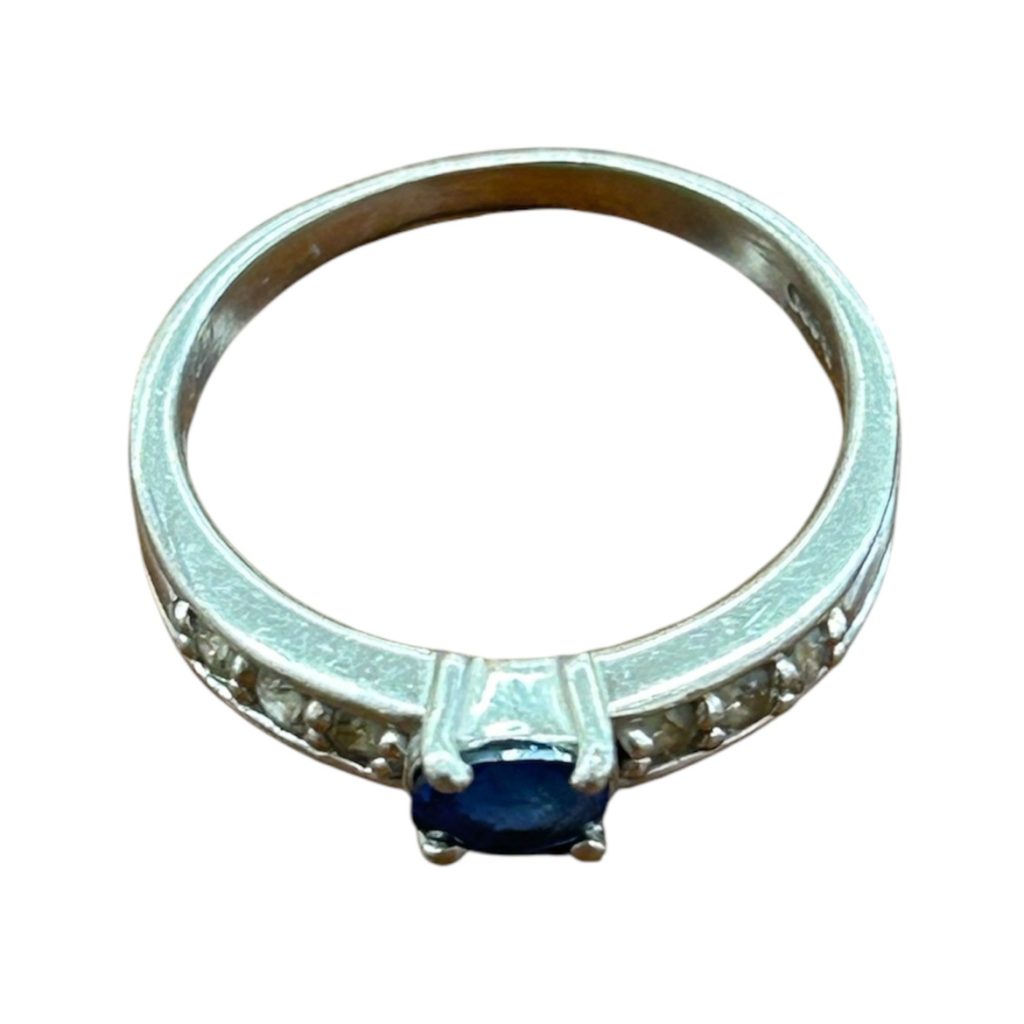 Pt900 サファイヤ・ダイヤモンド付きリング