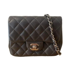 CHANEL マトラッセ チェーンショルダーバッグ