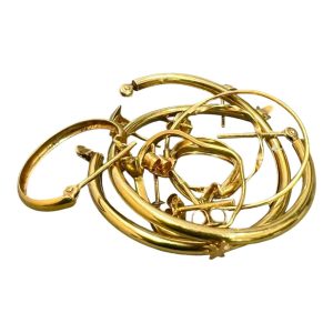 K18（18金）ピアス