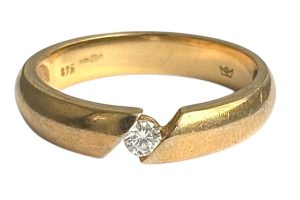 K9 9金　ダイヤモンドリング