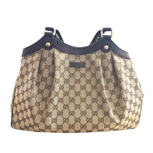 GUCCI グッチ GGキャンバス バッグ