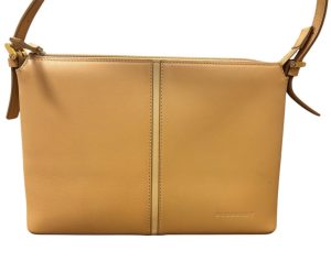 BURBERRY（バーバリー）レザーショルダーバッグ