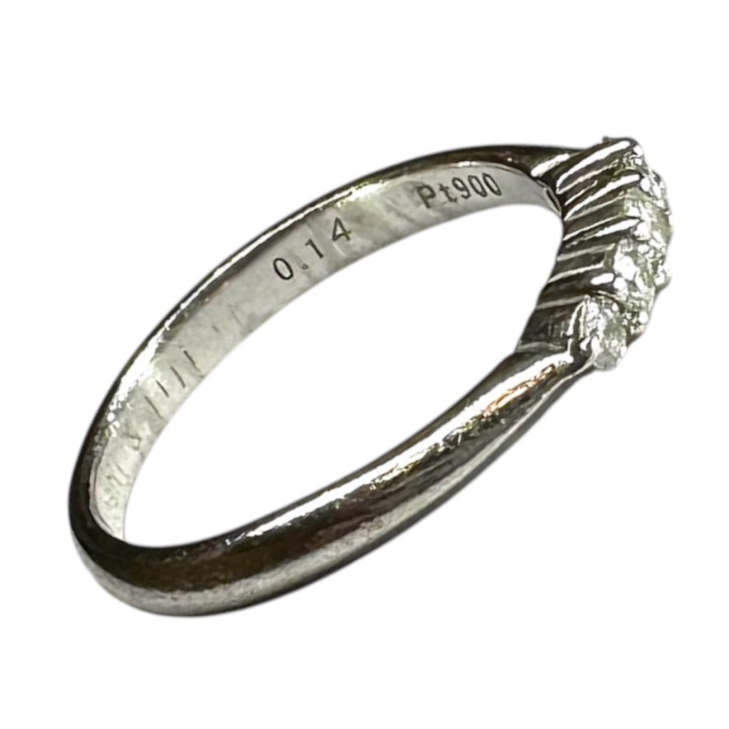 Pt900(プラチナ)ダイヤ付きリング