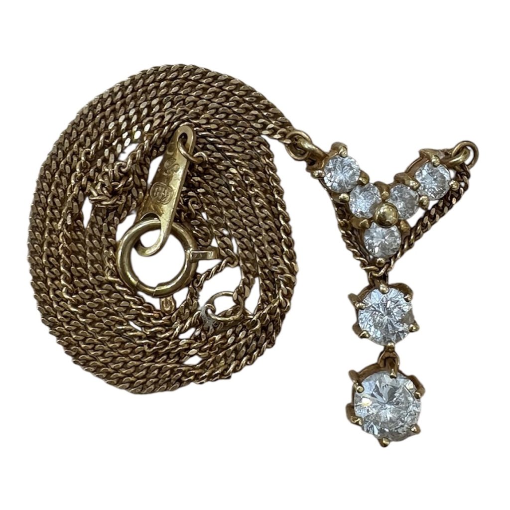 K18（18金）ネックレス