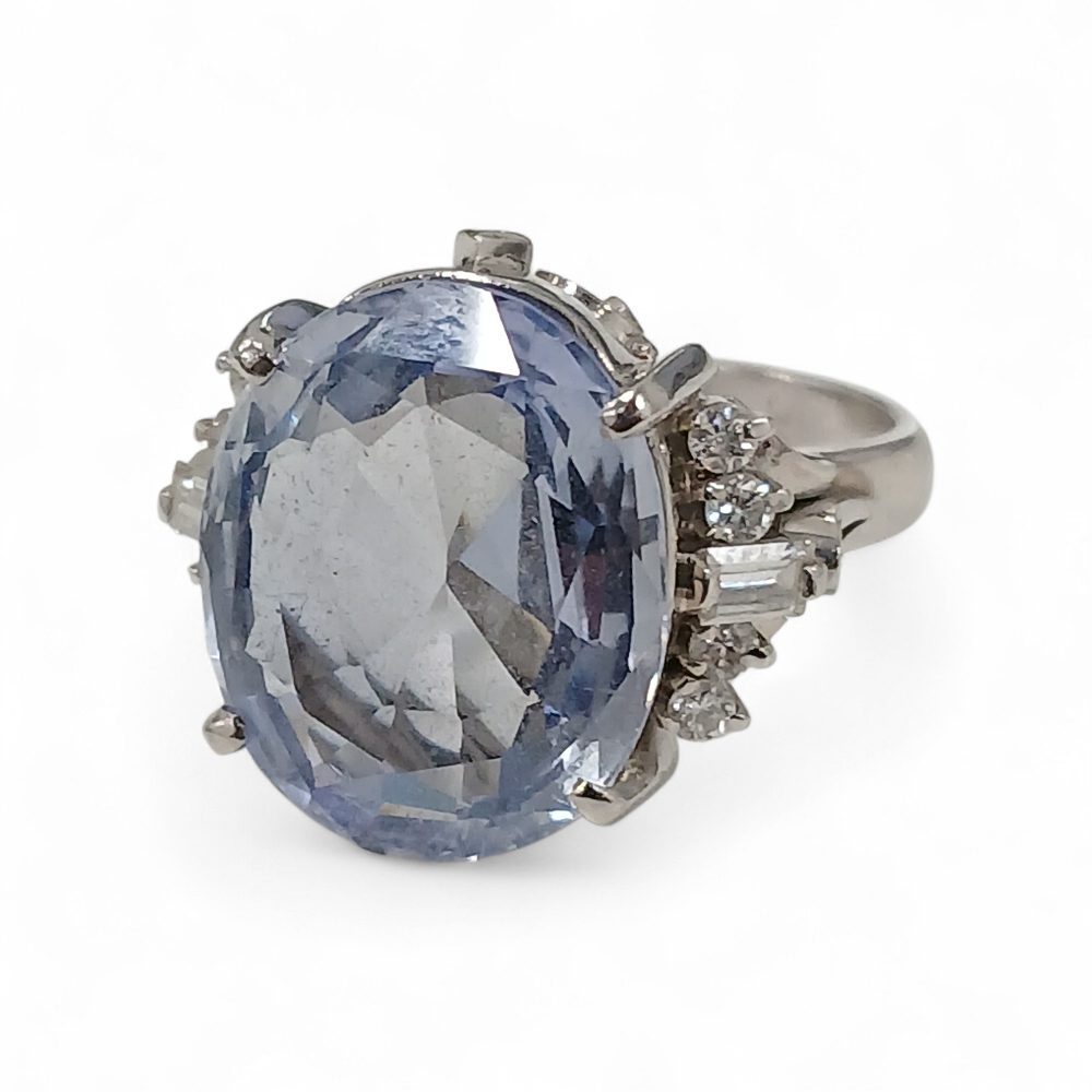 Pt850 アクアマリン付きリング