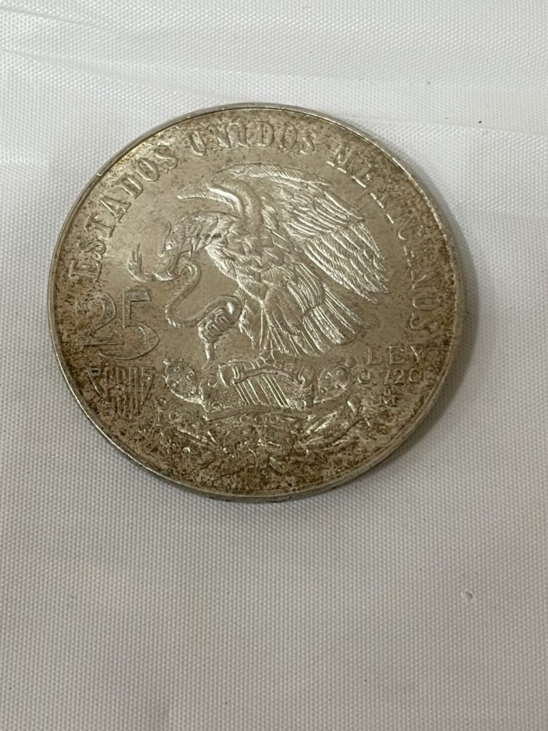 メキシコ25ペソ銀貨