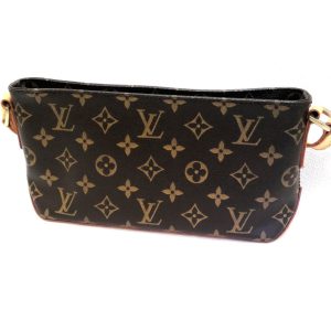 Louis Vuitton トロター