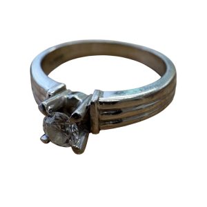 Pt900(プラチナ900)  石あり リング