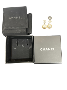 CHANEL シャネル ピアス