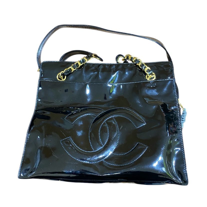 【CHANEL(シャネル)　チェーン　ショルダーバッグ/ココマーク・パテントレザー(エナメル)・ブランドバッグ】