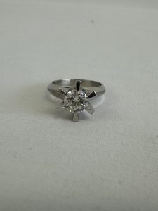 Pt900 ダイヤ付き リング