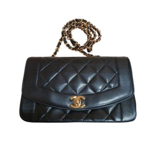 CHANEL(シャネル) マトラッセ ダイアナフラップ チェーンショルダーバッグ